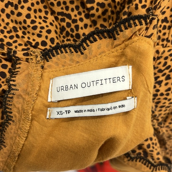 Urban dress - Picture 2 of 2